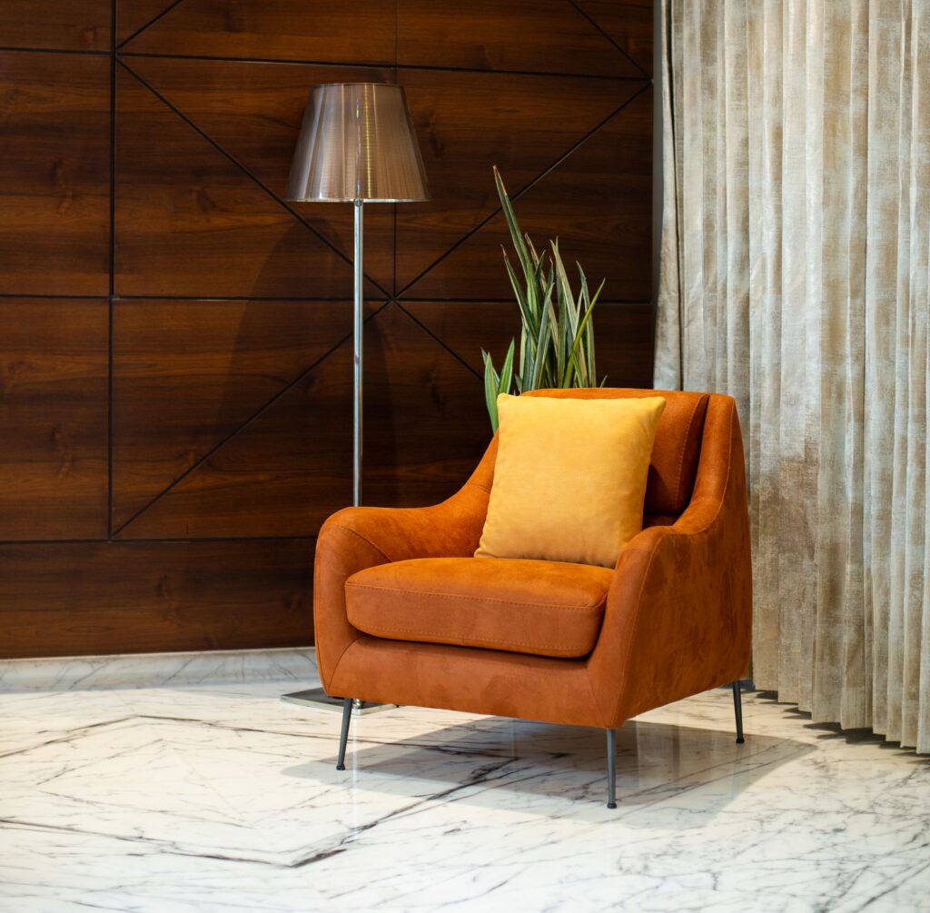 09-Hues Of Copper – Lobby